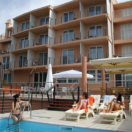Hotel Tamaris Novi Vinodolski Ngoại thất bức ảnh