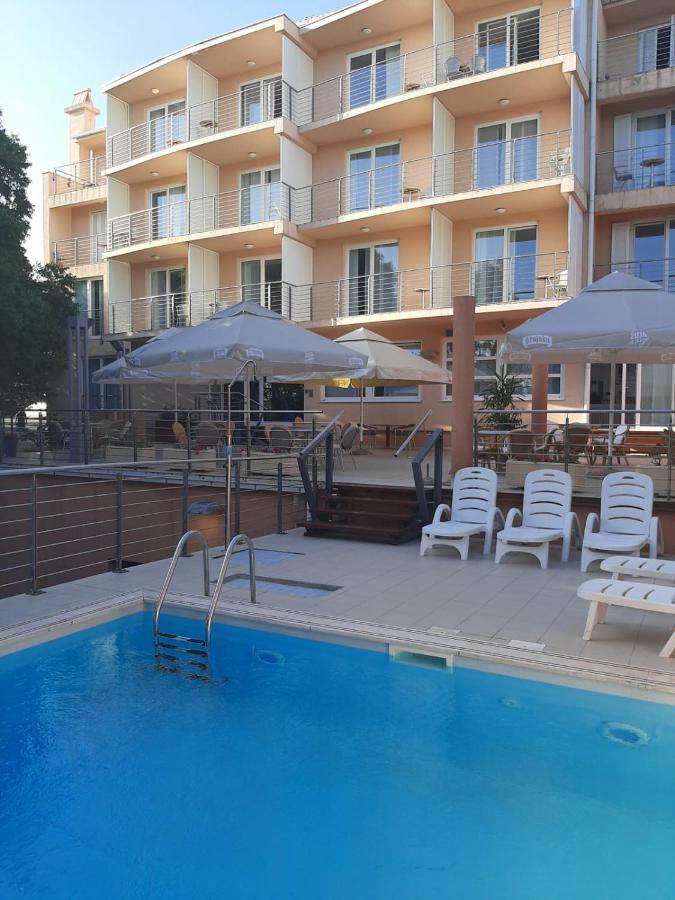 Hotel Tamaris Novi Vinodolski Ngoại thất bức ảnh