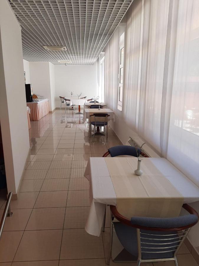 Hotel Tamaris Novi Vinodolski Ngoại thất bức ảnh