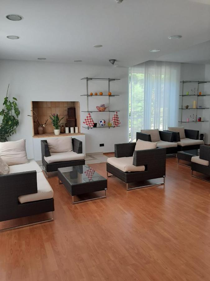 Hotel Tamaris Novi Vinodolski Ngoại thất bức ảnh