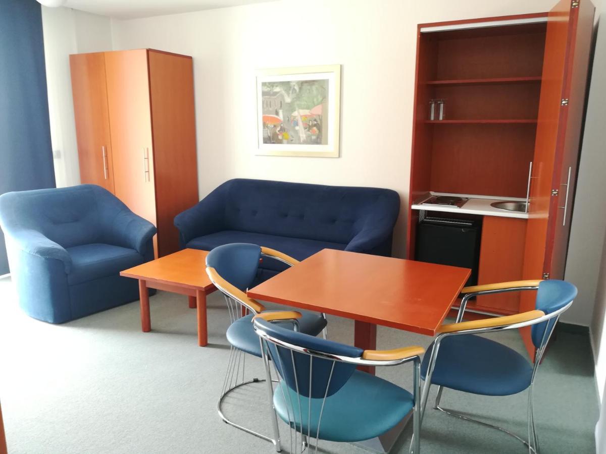 Hotel Tamaris Novi Vinodolski Ngoại thất bức ảnh