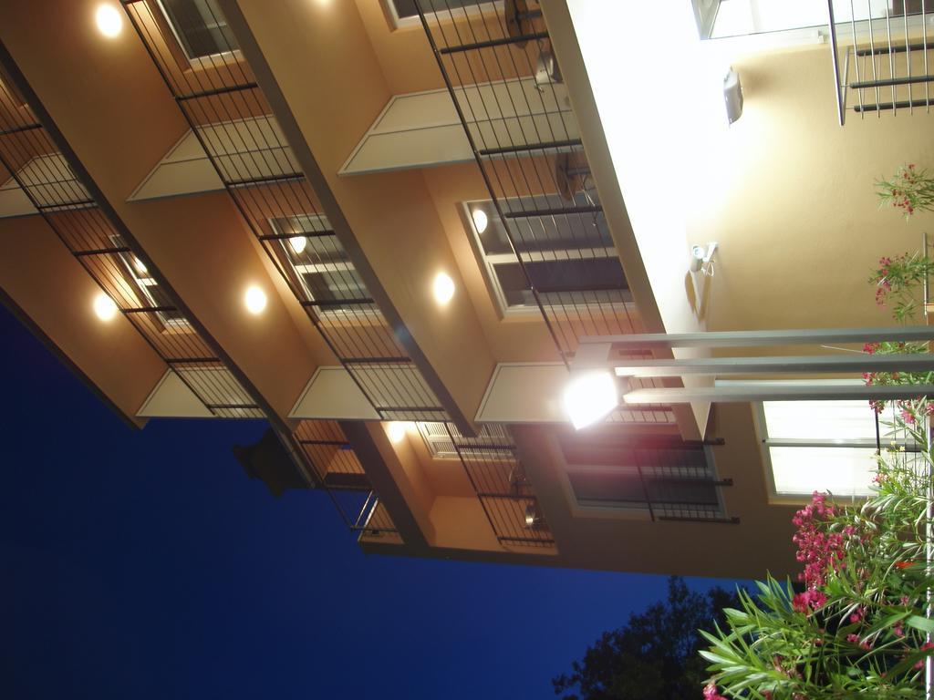 Hotel Tamaris Novi Vinodolski Phòng bức ảnh