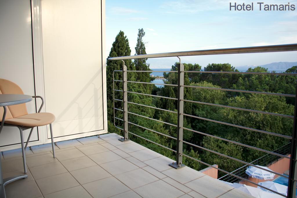 Hotel Tamaris Novi Vinodolski Ngoại thất bức ảnh