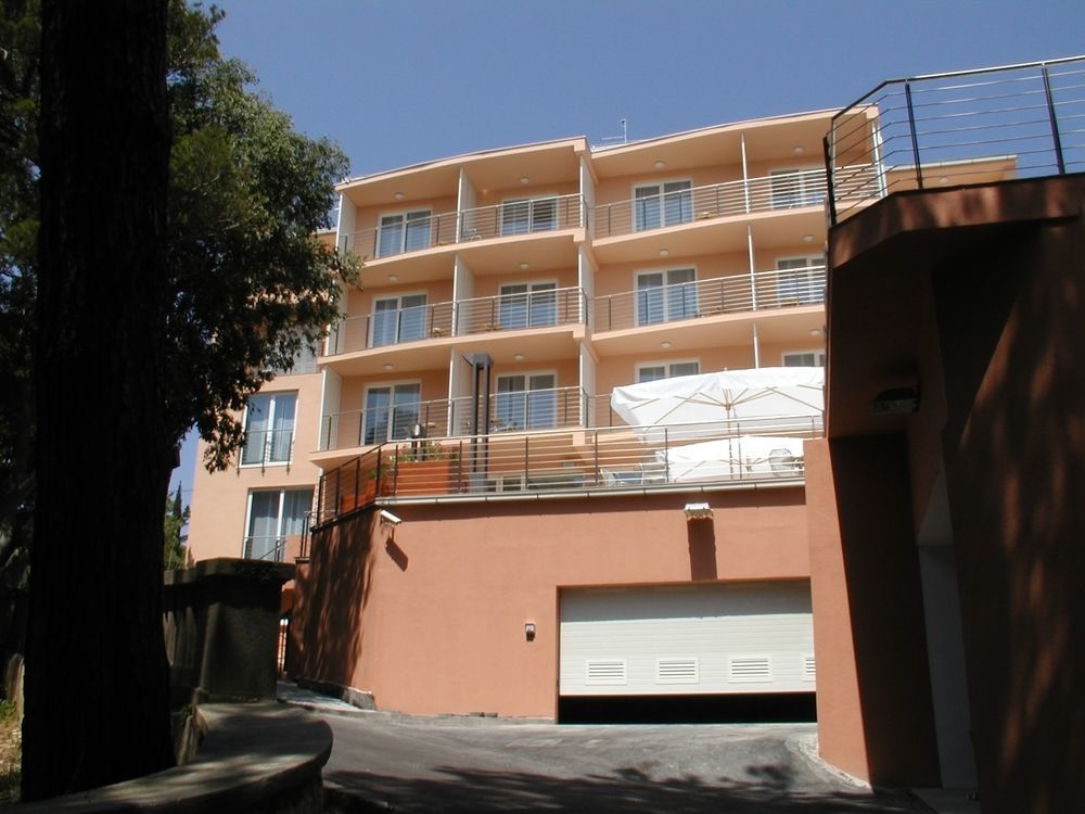 Hotel Tamaris Novi Vinodolski Ngoại thất bức ảnh